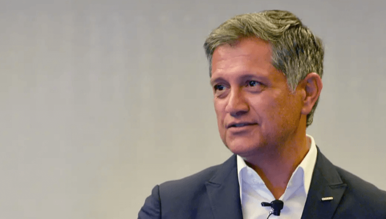 Profile Joe Masimo 100M Apple Ustilley