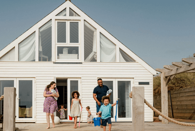 Crafting Your Dream Coastal Home: Essential Tips for Buyers