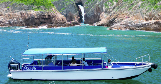 Navigating the Boating Scene in Hong Kong