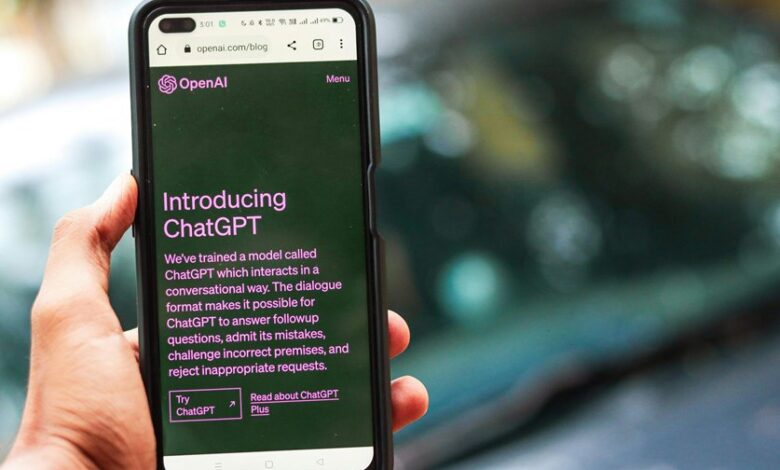 pornographic and cyrillic mixed content describing chat content